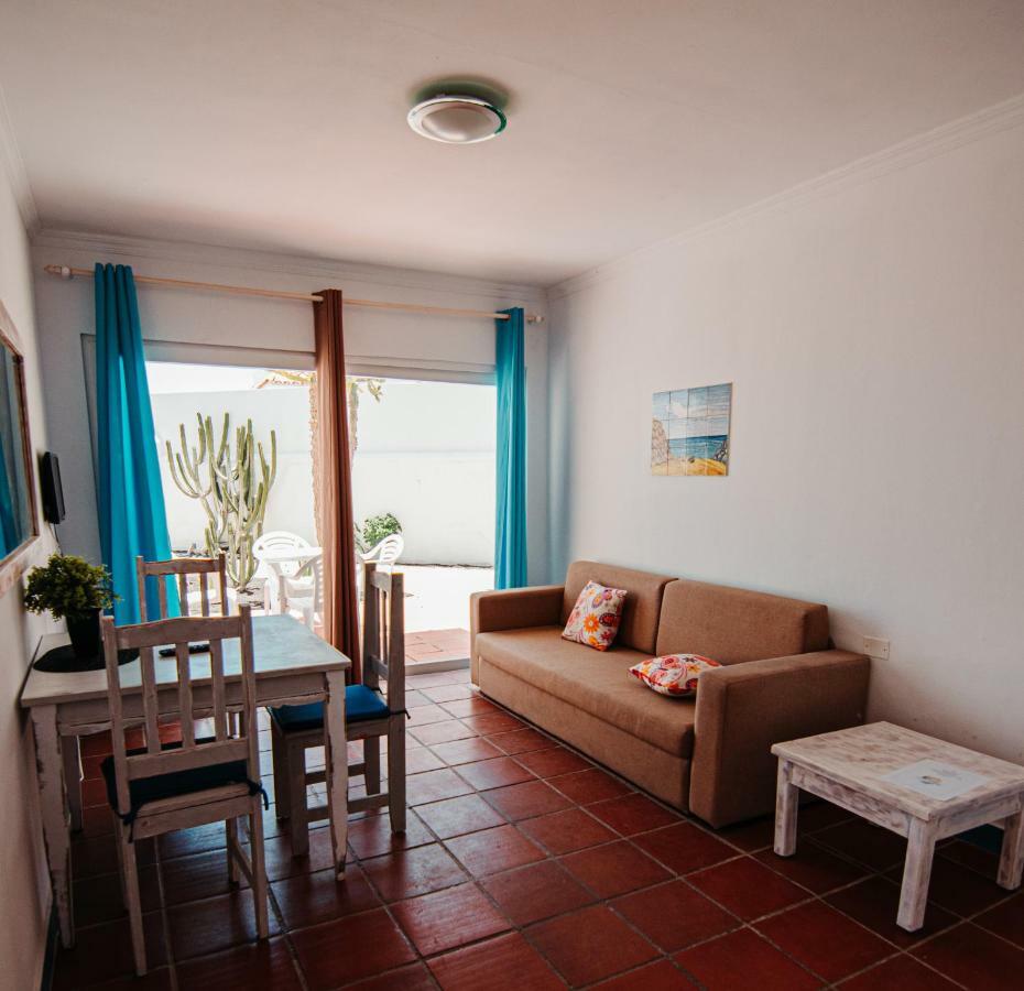 Apartamentos Punta Elena Beach Corralejo Bagian luar foto